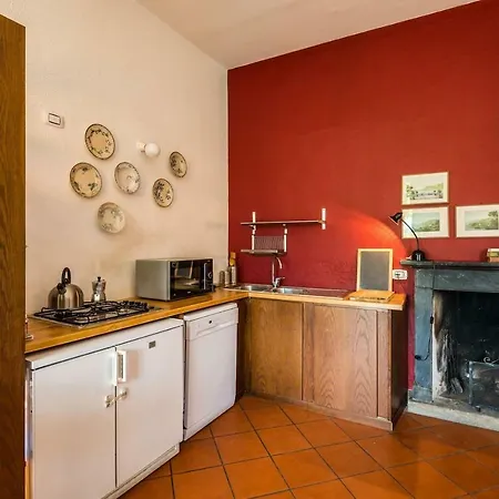 Terrace With A View! * Moltrasio